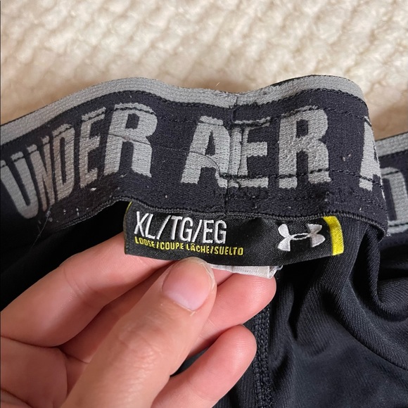 Under Armour shorts - Picture 3 of 3